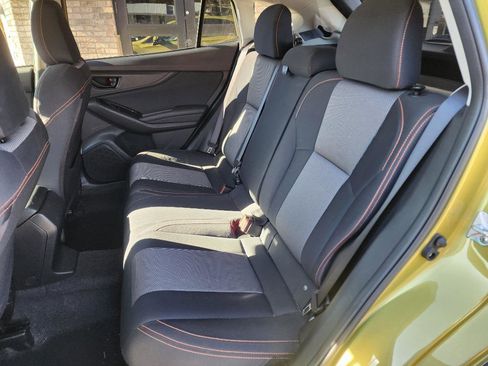 Used 2021 Subaru Crosstrek 2.0i Premium w/ Moonroof Package image 11