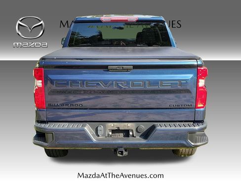 Used 2022 Chevrolet Silverado 1500 Custom w/ LPO, Dark Essentials Package RWD image 17