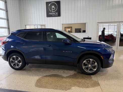 Used 2023 Chevrolet Blazer LT w/ Convenience Package image 38