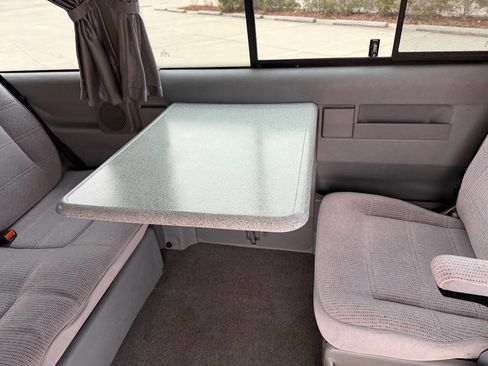 Used 1993 Volkswagen Eurovan MV image 18