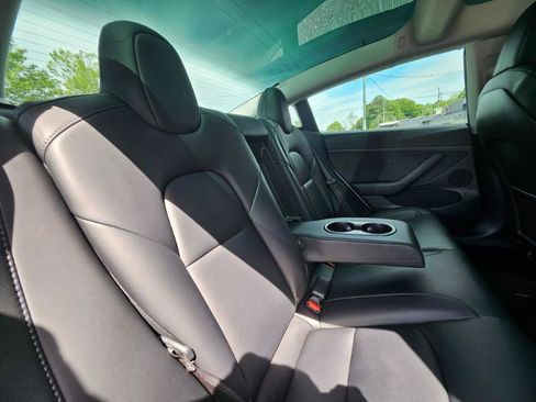 Used 2022 Tesla Model 3 Long Range AWD/4WD image 64