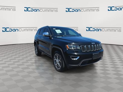 Used 2021 Jeep Grand Cherokee Limited AWD/4WD image 2