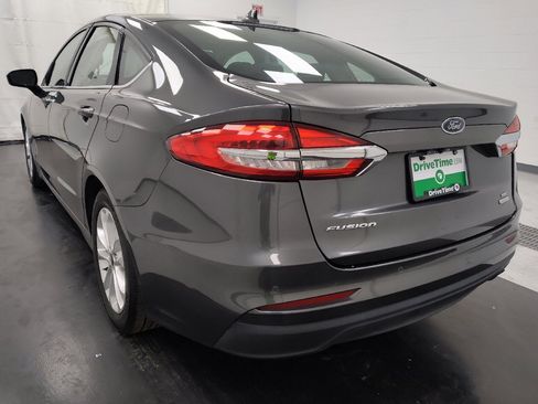 Used 2019 Ford Fusion SE FWD image 5