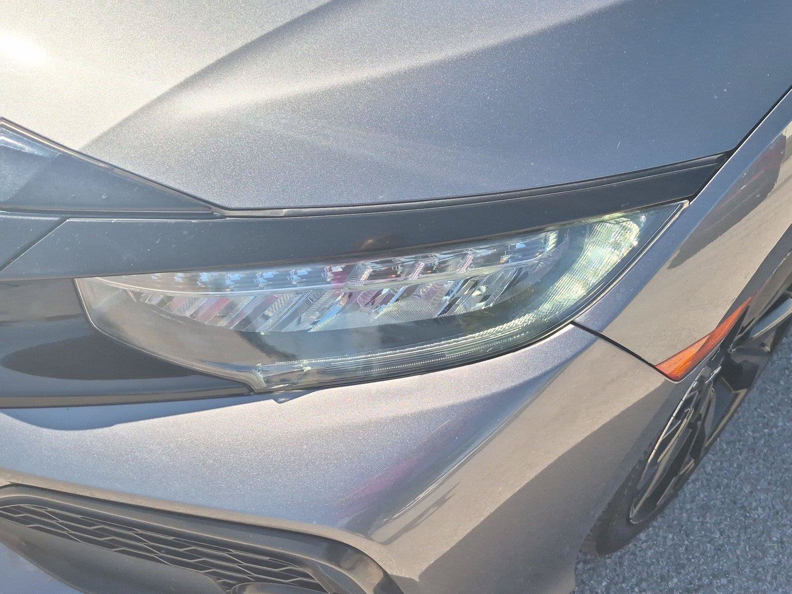 Used 2019 Honda Civic Sport Touring image 9