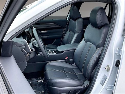 Used 2025 MAZDA CX-50 AWD 2.5 S w/ Premium Plus Pkg image 19