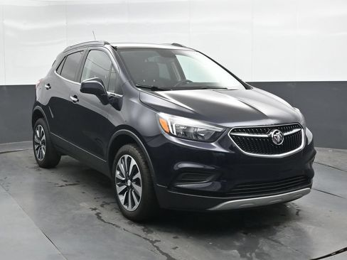 Used 2021 Buick Encore Preferred AWD/4WD image 6