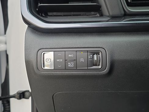 New 2026 GMC Terrain AT4 w/ Convenience Package III image 22