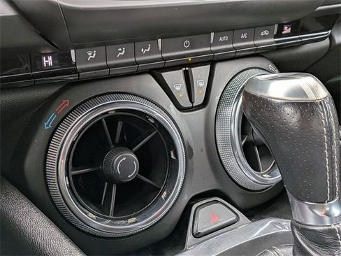 Used 2017 Chevrolet Camaro SS image 21