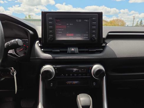 Used 2019 Toyota RAV4 LE w/ All Weather Liner Package AWD/4WD image 24