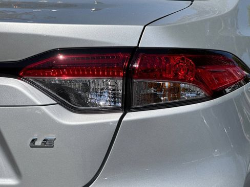 New 2026 Toyota Corolla LE FWD image 31