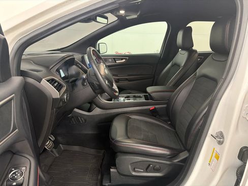 Used 2022 Ford Edge ST-Line w/ Class II Trailer Tow Package image 14