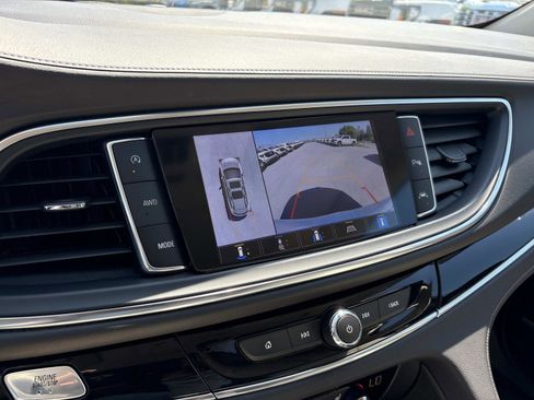 Used 2023 Buick Enclave Avenir w/ Avenir Technology Package image 21