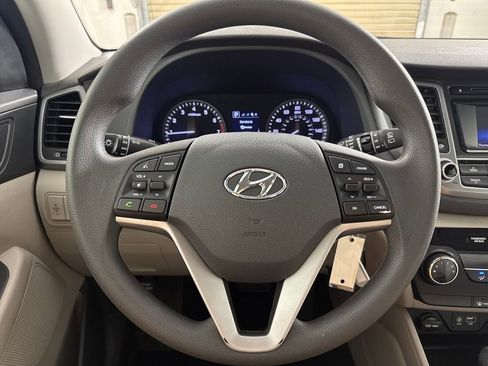Used 2018 Hyundai Tucson SE image 13