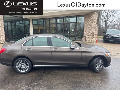 Used 2015 Mercedes-Benz C 300 4MATIC Sedan image 2