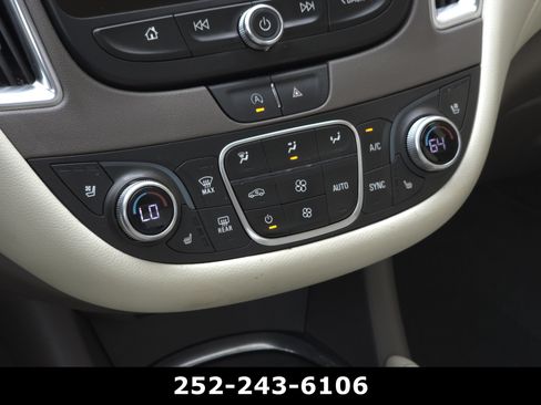 Used 2024 Chevrolet Malibu LT FWD image 16