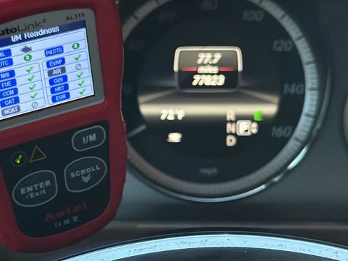 Used 2013 Mercedes-Benz E 350 E 350 Sedan 4D image 14