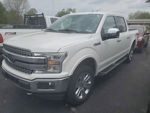Used 2018 Ford F150 Lariat w/ Equipment Group 502A Luxury AWD/4WD image 3