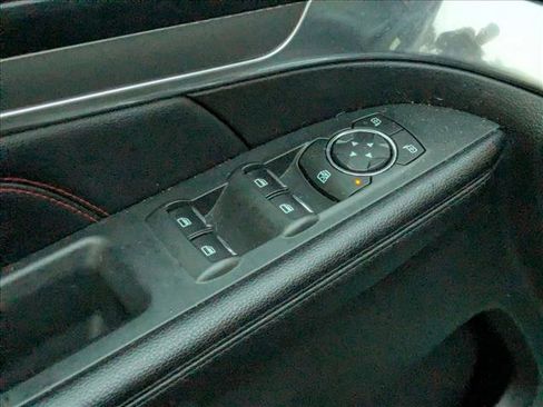 Used 2016 Ford Explorer Sport image 12