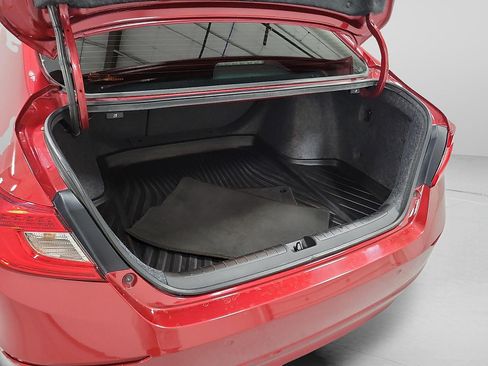 Used 2022 Honda Accord EX-L image 7