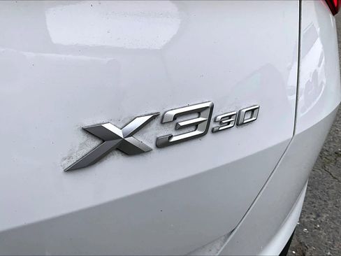 Used 2025 BMW X3 xDrive30i w/ Convenience Package image 11