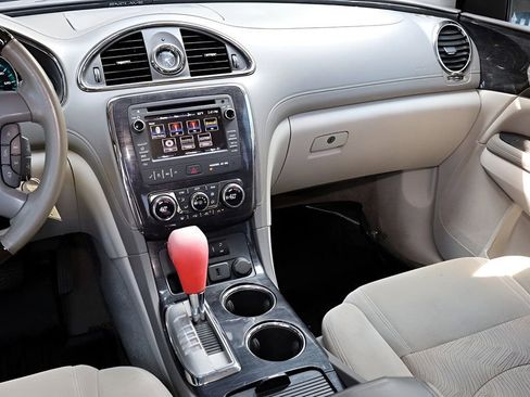 Used 2015 Buick Enclave Convenience FWD image 23