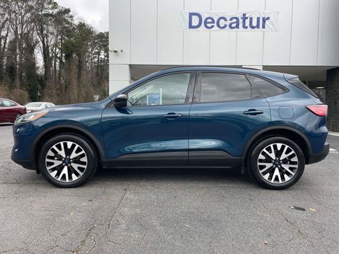 Used 2020 Ford Escape SE Sport image 2