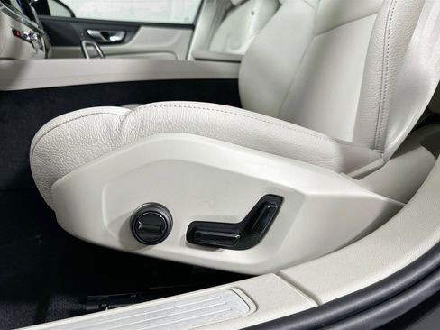 New 2025 Volvo S60 B5 Plus w/ Climate Package image 14