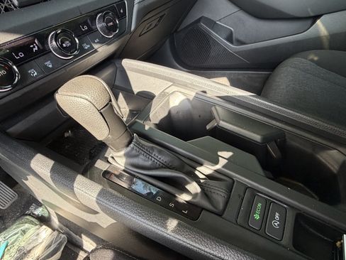 Used 2025 Honda Accord SE image 26