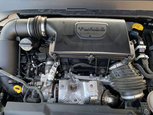 Used 2025 Jeep Compass Trailhawk image 31