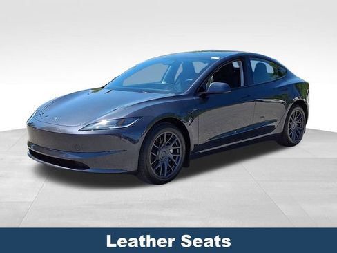 Used 2025 Tesla Model 3 Long Range image 4