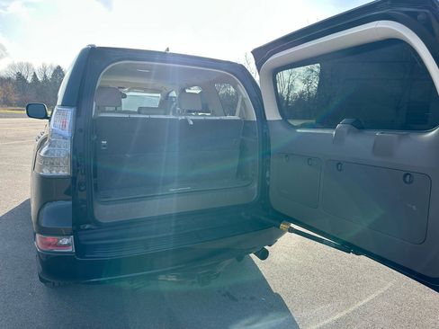 Used 2016 Lexus GX 460 Luxury image 24