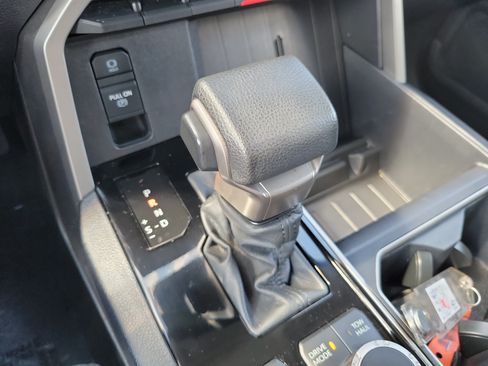 Used 2024 Toyota Tundra SR5 AWD/4WD image 28