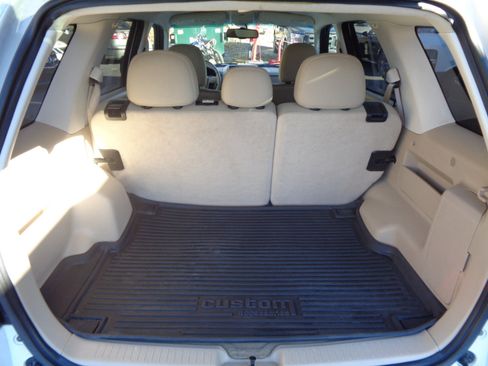 Used 2012 Ford Escape XLT image 29