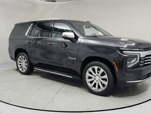 Used 2025 Chevrolet Tahoe Premier image 7
