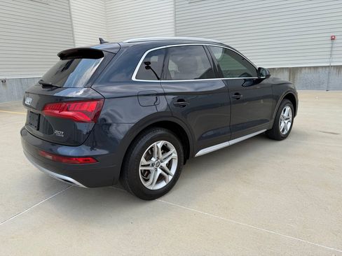 Used 2018 Audi Q5 2.0T Premium Plus w/ Premium Plus Package AWD/4WD image 7