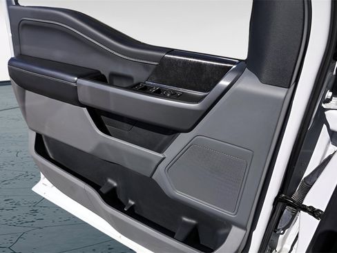 Used 2022 Ford F150 XLT w/ Equipment Group 302A High image 26