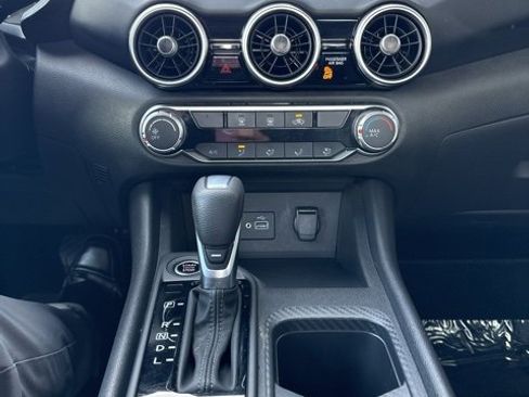 Used 2023 Nissan Sentra S image 9