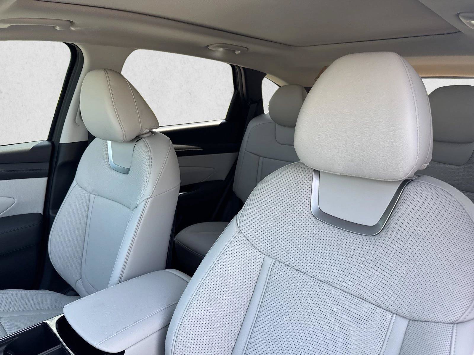 New 2026 Hyundai Tucson Limited FWD image 12