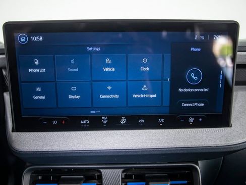 Used 2025 Ford Maverick XLT w/ Equipment Group 301A AWD/4WD image 26