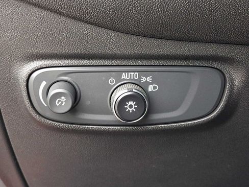 Used 2022 Chevrolet Equinox LT AWD/4WD image 25