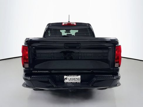 Used 2024 Chevrolet Colorado W/T RWD image 5