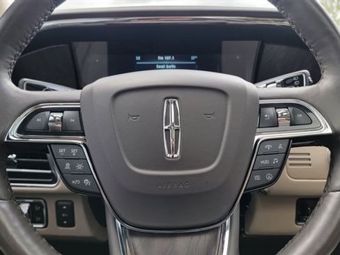 Used 2024 Lincoln Navigator L Reserve AWD/4WD image 25