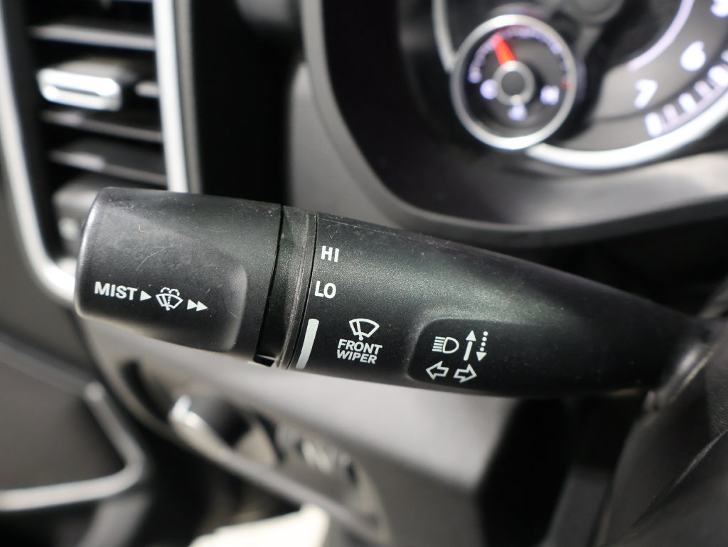 Used 2019 RAM 1500 Laramie AWD/4WD image 40