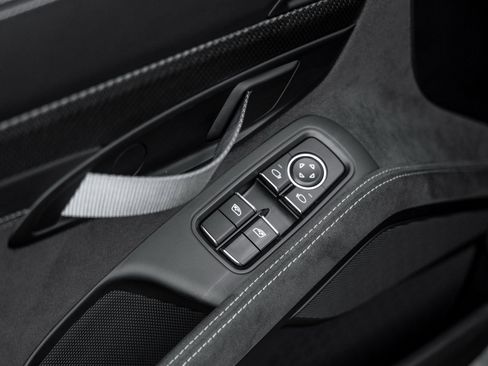 Used 2025 Porsche 718 Boxster Spyder RS image 25