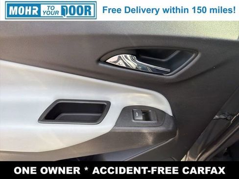 Used 2020 Chevrolet Equinox LS w/ LS Convenience Package FWD image 31