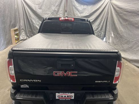 Used 2018 GMC Canyon Denali AWD/4WD image 5