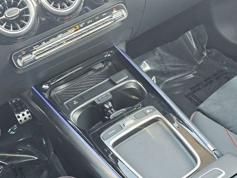 New 2026 Mercedes-Benz GLA 35 AMG 4MATIC image 32