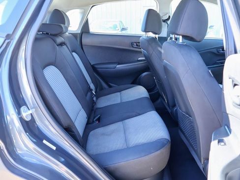 Used 2021 Hyundai Kona SE w/ Cargo Package image 10