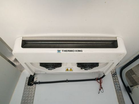 Used 2023 Mercedes-Benz Sprinter 2500 image 15