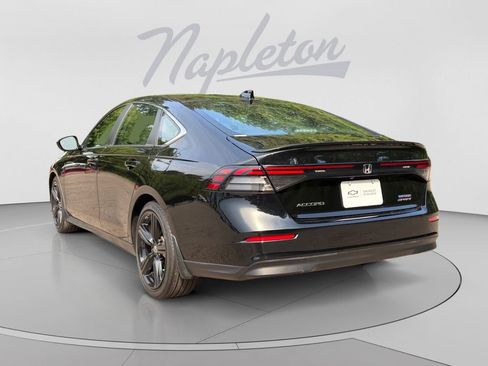 Used 2025 Honda Accord Sport image 5